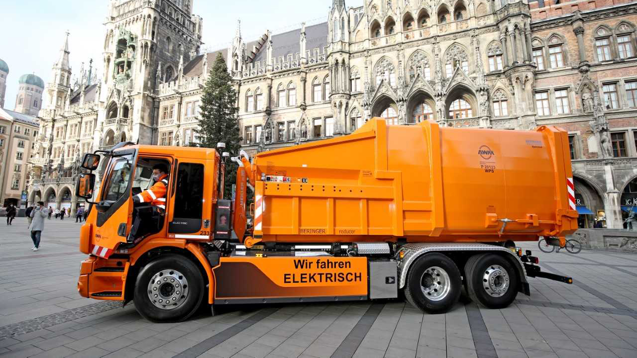 Batterieelektrisch und emissionsfrei ist die Abfallwirtschaft München unterwegs (Foto: Michael Nagy/Presseamt München)