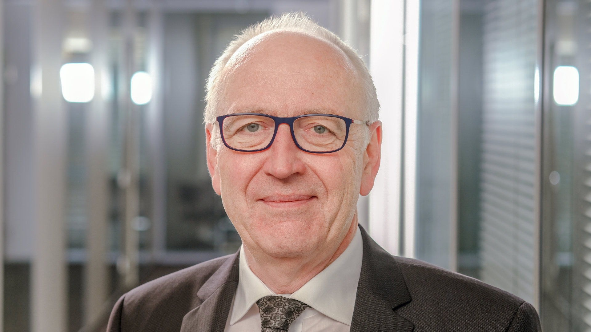 Dr Karl Lichtblau is managing director of the Institut der Deutschen Wirtschaft (IW Consult)
