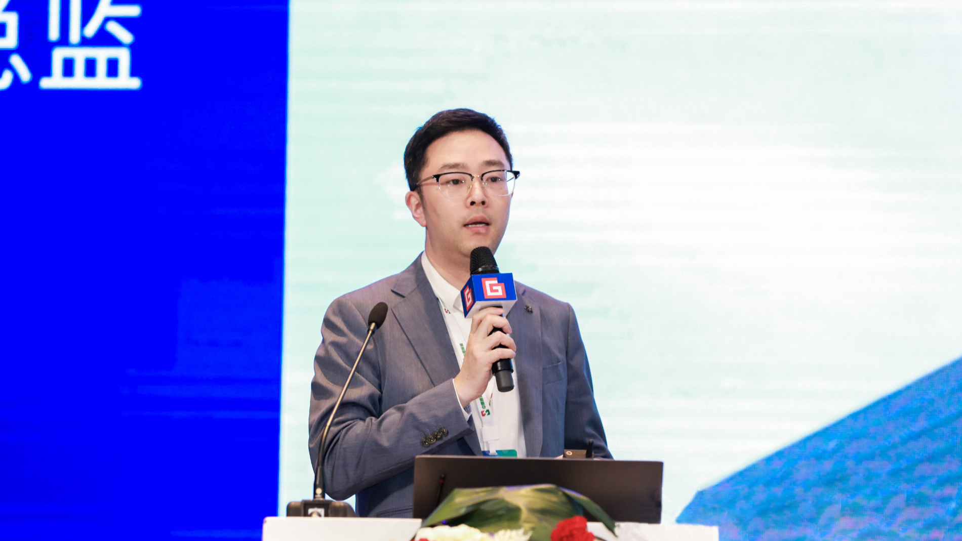 Zhenhao Gong, Marketing Product Director, Jrone Turbocharger System